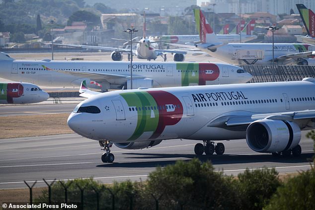 Lufthansa to buy 44.9% of TAP Air Portugal in EUR1.2B deal