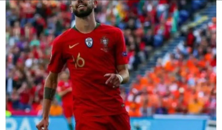Carrick Drops Bruno Fernandes for Manchester United’s Clash with Bournemouth