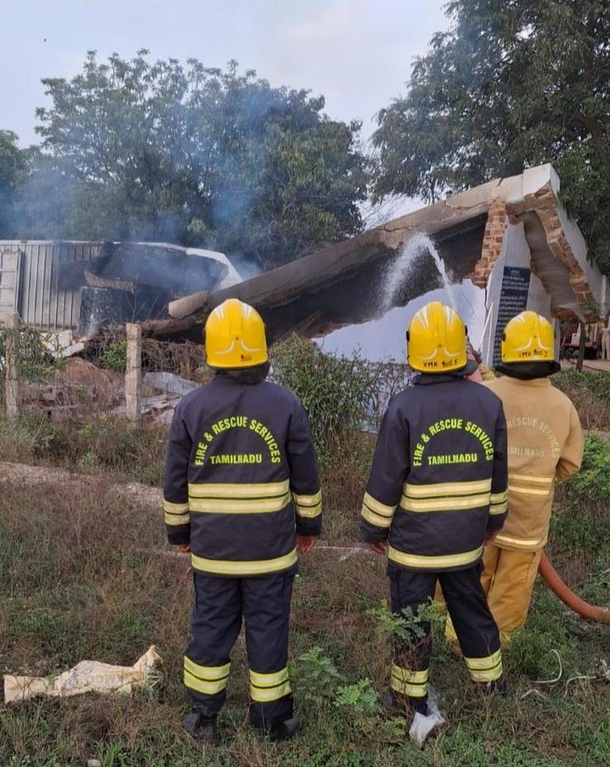 Worker injured fire accident in fireworks unit in Virudhunagar district