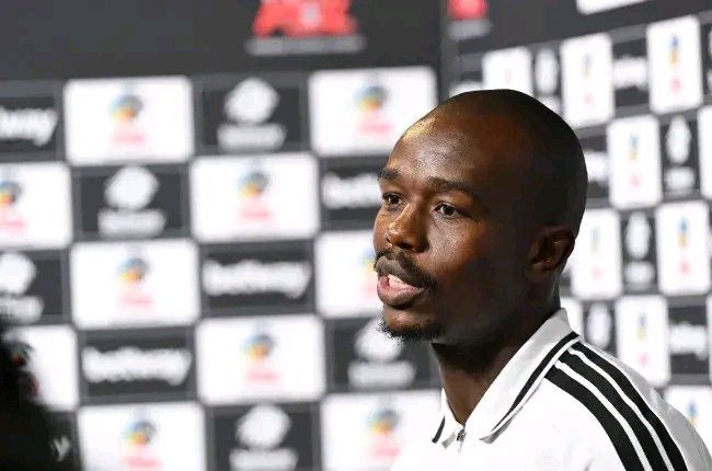 Nkosinathi Sibisi Explains What Ouaddou Demands From Orlando Pirates Players