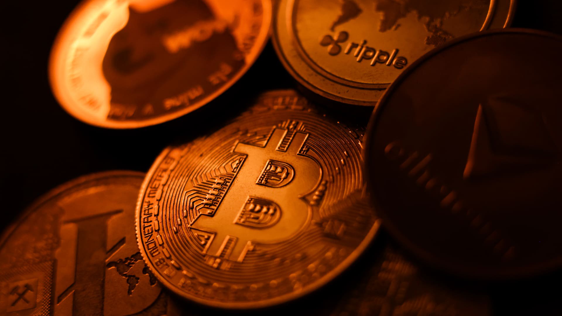 U.S. market regulator seeks to make it easier for funds, advisers to hold crypto