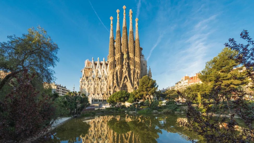 A Stunning European Church Is Unfinished But Still Took The Crown As The World’s Top Attraction