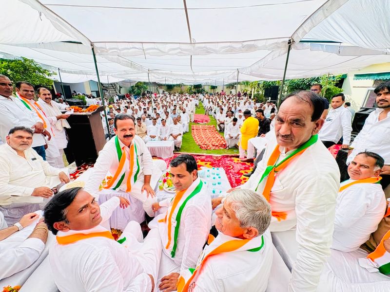 Jitender Baghel calls for strong teams at every booth