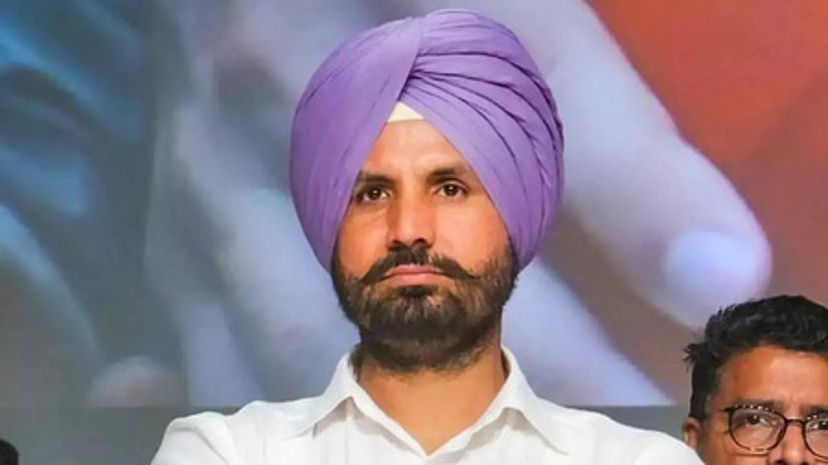 Warring changes X bio to former PPCC chief as Singla emerges as frontrunner