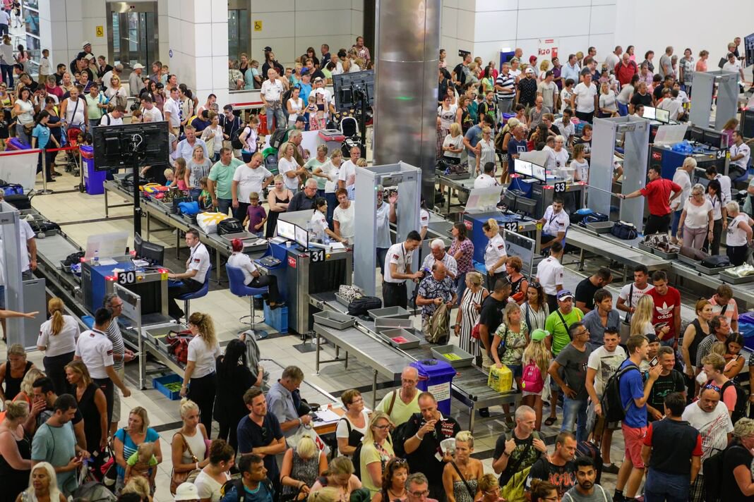 The 9 countries delaying new border checks for Brits – full list