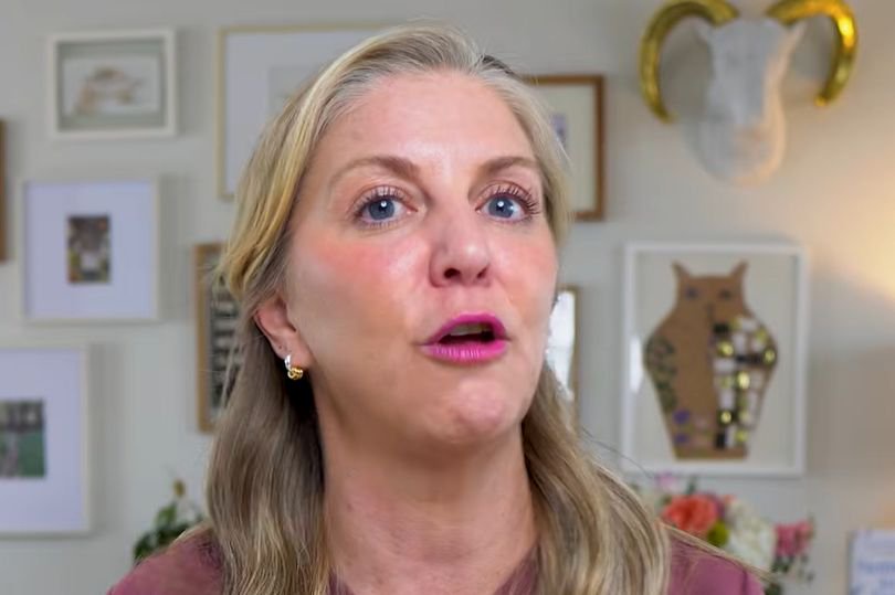 Hospice nurse reveals rapid skin change that is ‘huge indicator’ of death