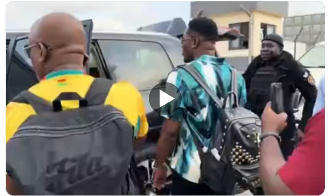 Appiah Stadium Begs on His Knees — NDC Supporter Pleads With Asamoah Gyan to Replace Kurt Okraku