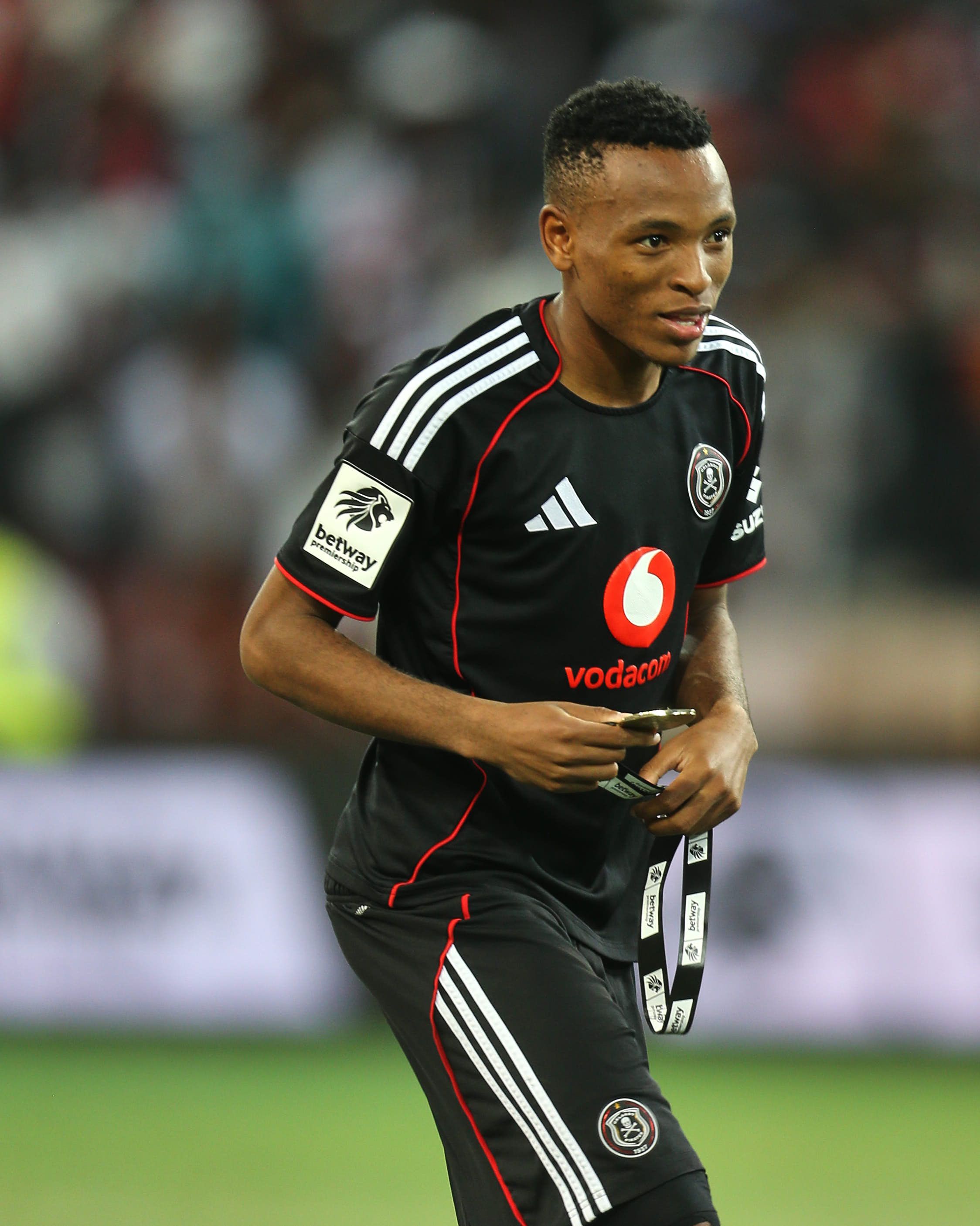 Mofokeng’s Insane R200K House Bet With Irvin Khoza Exposed