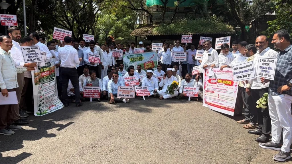 Farmers in Pune demand rollback of 15% cut in polyhouse subsidy