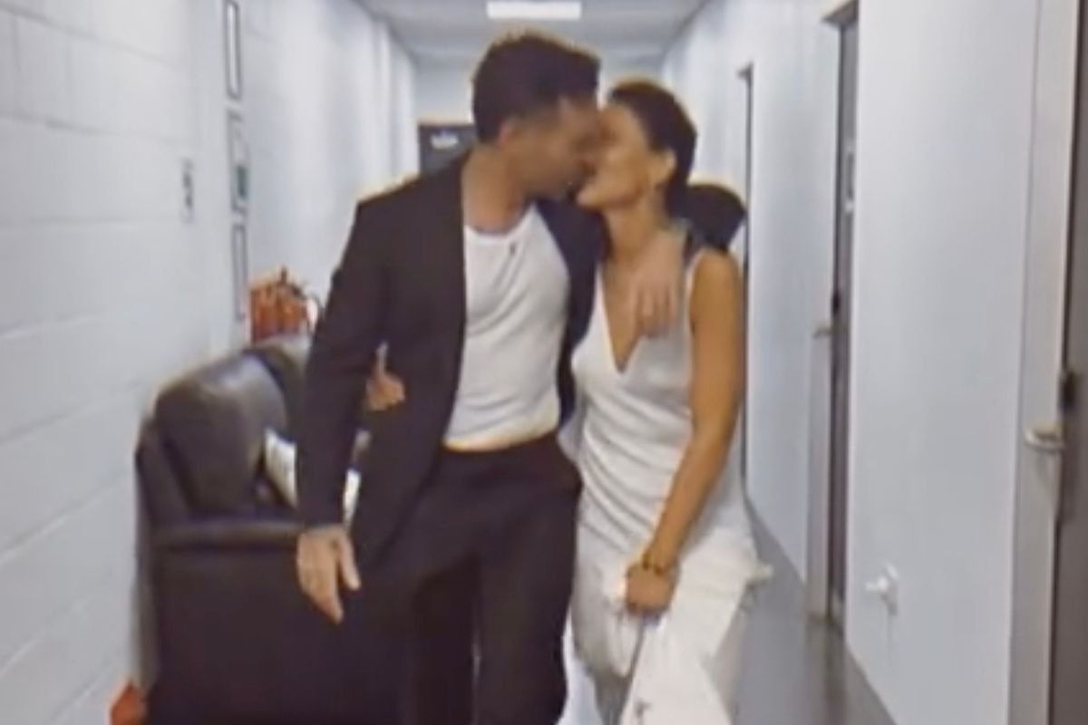 Emma Willis shares Strictly backstage snaps and shares verdict on first week