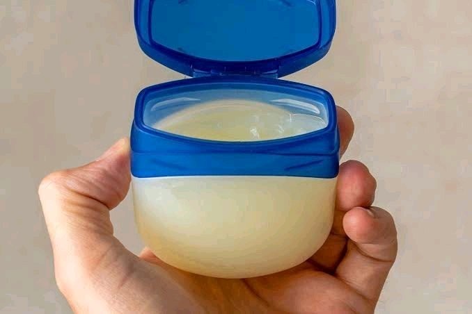 Secrets of mixing Vaseline and salt