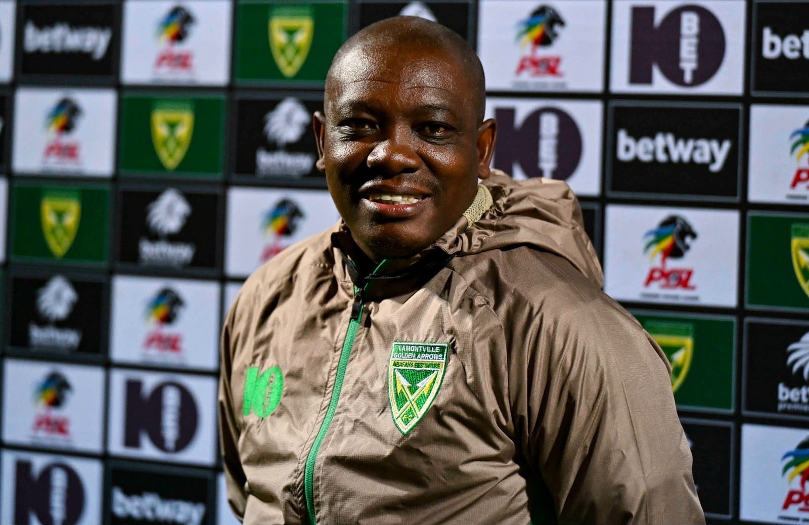 Golden Arrows Part Ways With Pitso Dladla as Mandla Ncikazi Move Takes Shape