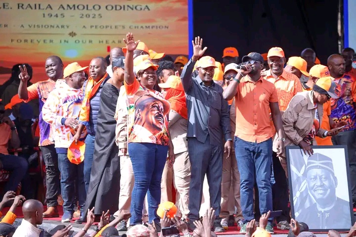 VIDEO:- Chaos Erupt At ODM Rally In Jacaranda As Unknown Individuals Storm Podium, Does This