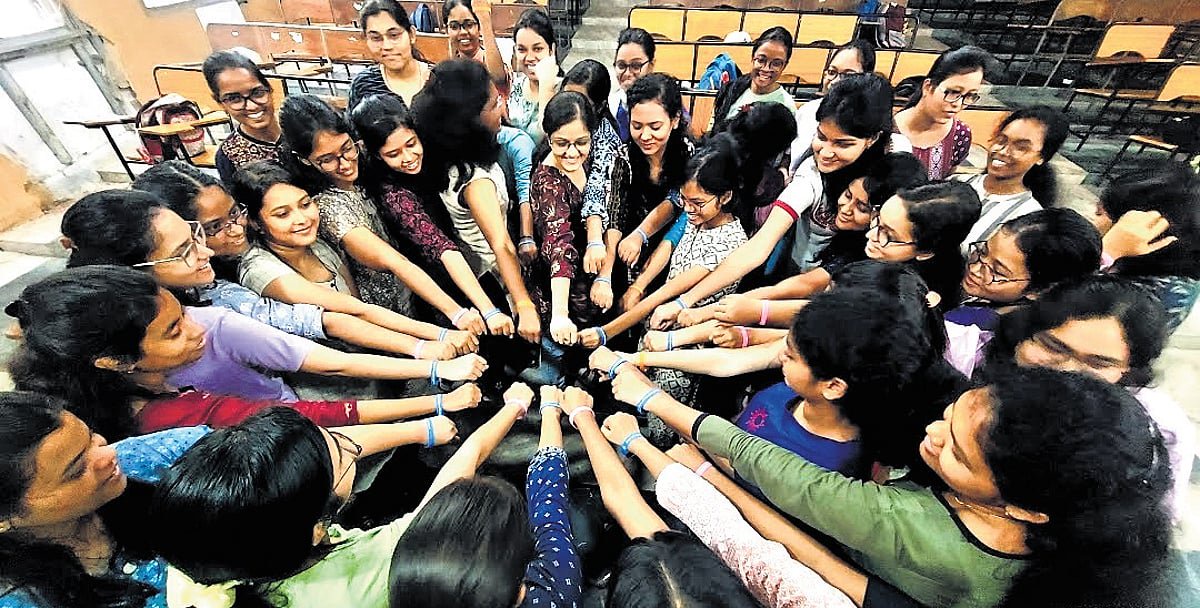 From schools to slums, Sambalpur doctor spreads HPV vaccine awareness