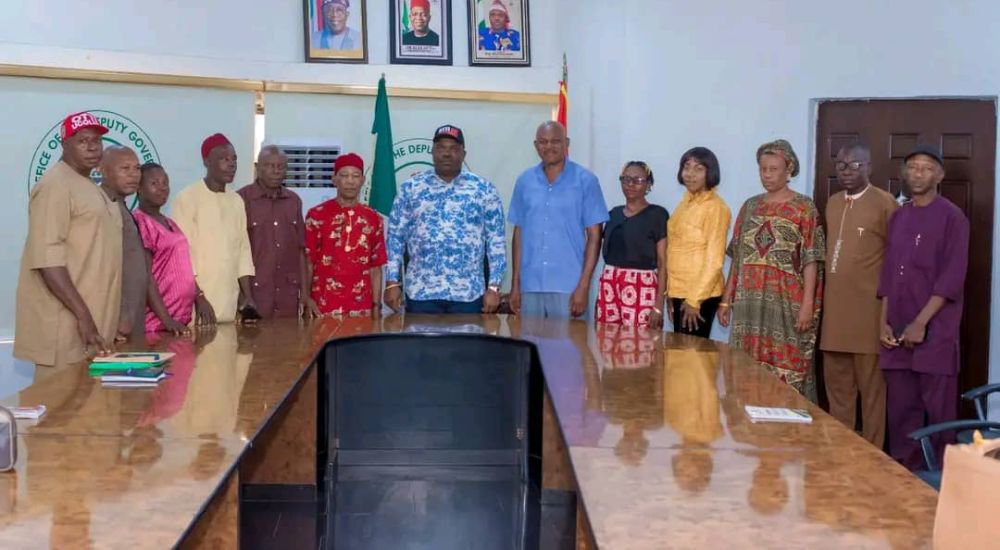 Abia Backs Cocoa Farmers, Sponsors 10 For Global Conference