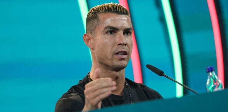 Cristiano Ronaldo dézingue son sélectionneur et se compare à Pelé