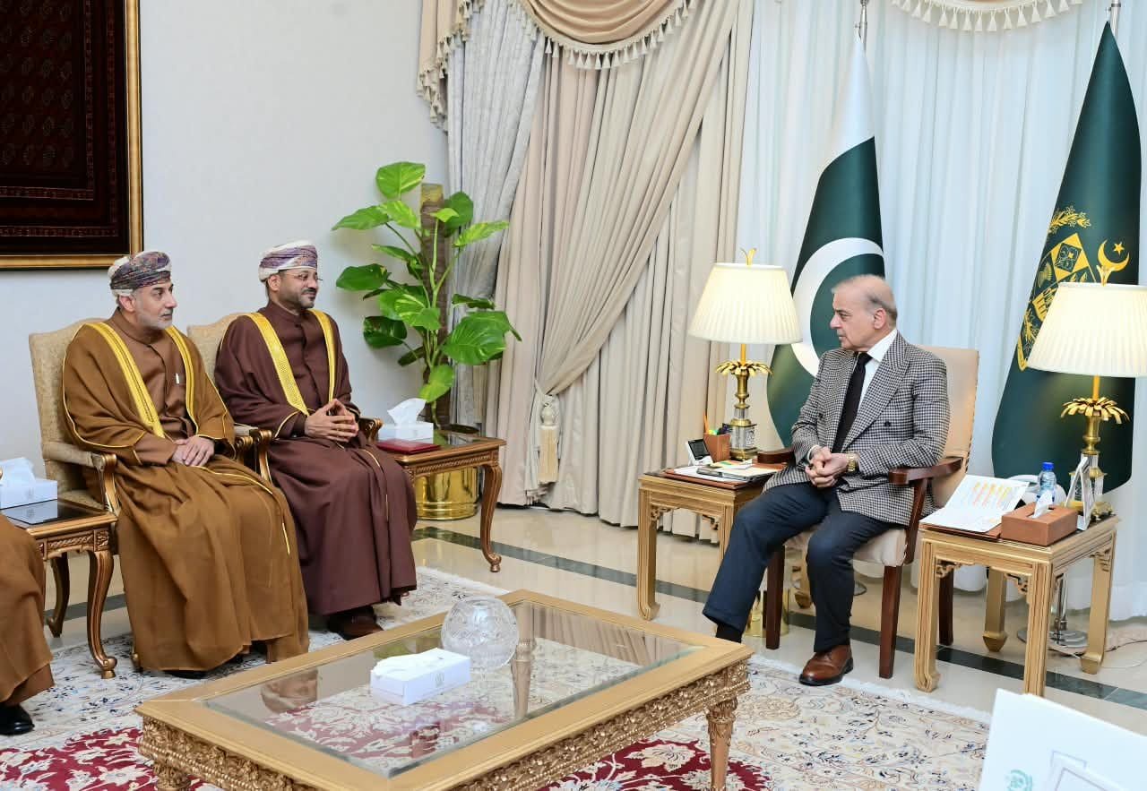 Pakistan, Oman sign accords to deepen ties, reaffirm joint push for regional peace