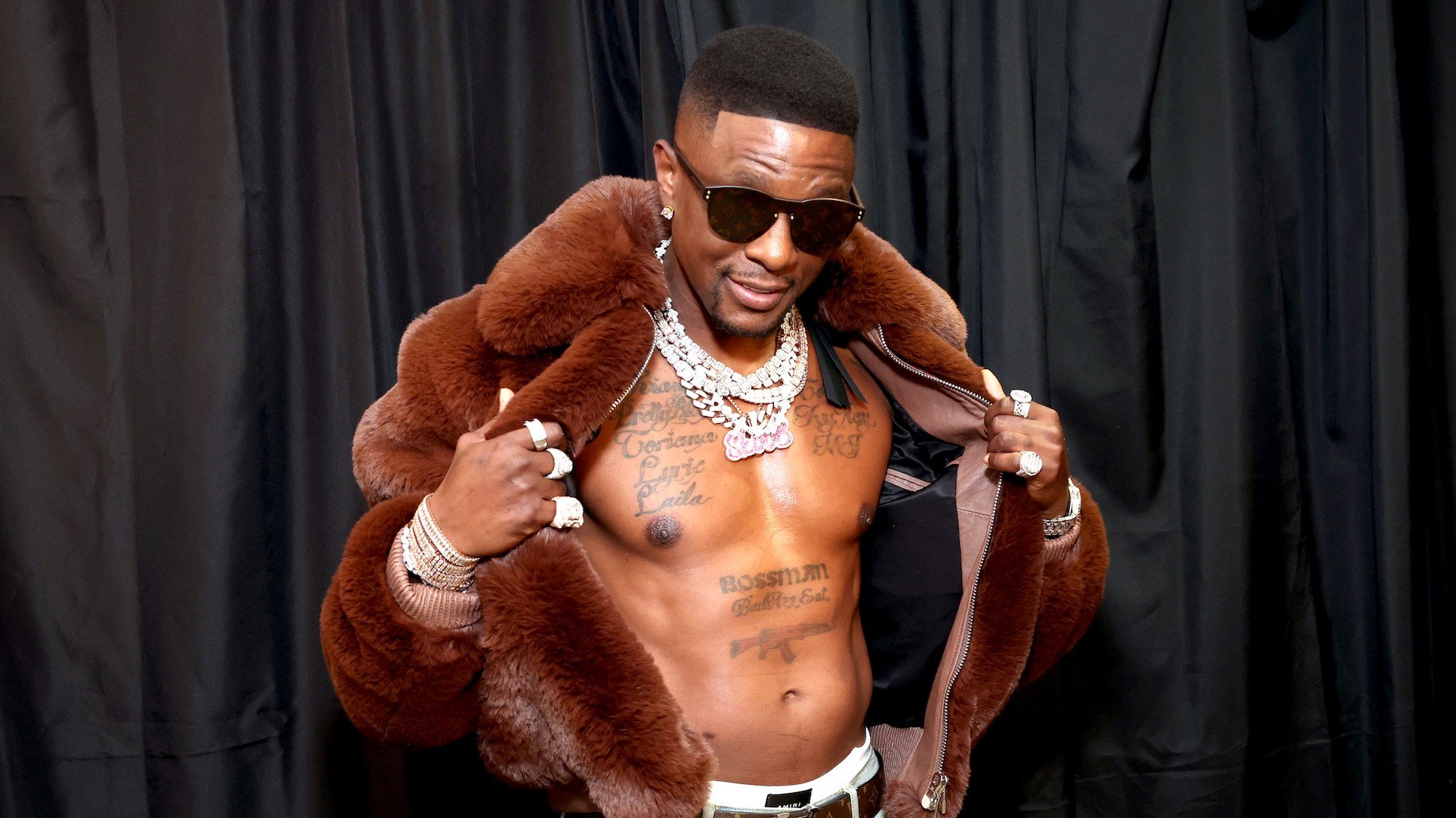 Boosie Badazz Performs “Set It Off” in Front of the White House Amid Presidential Pardon Request