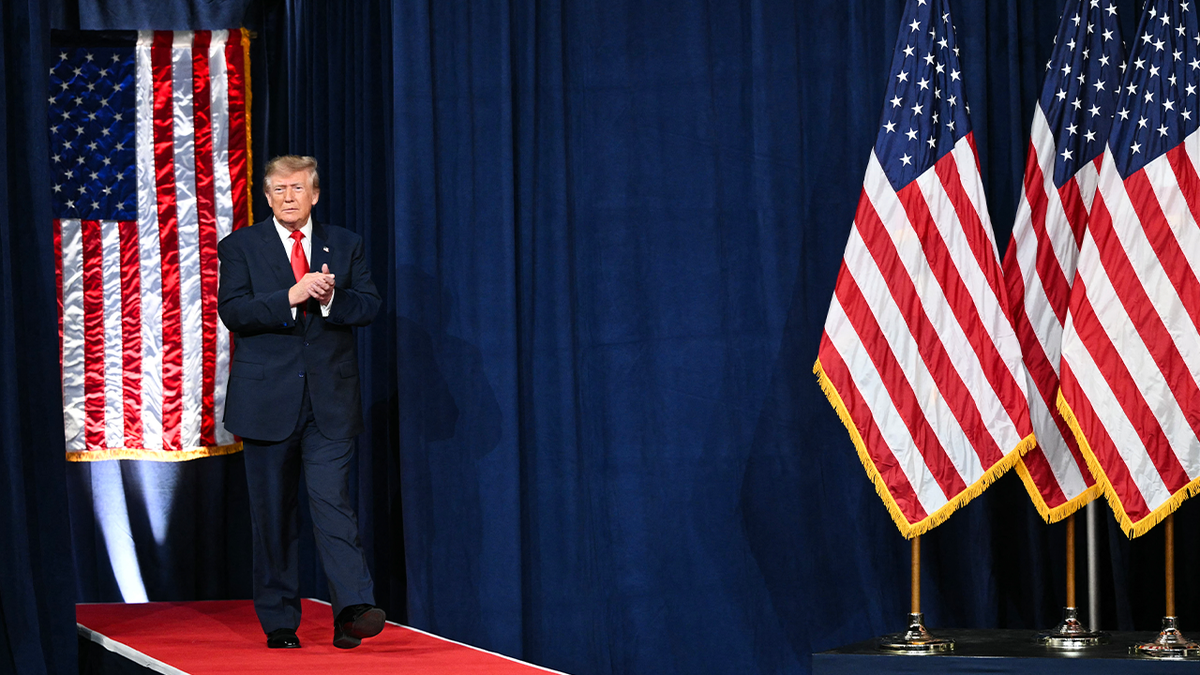 President talks ‘Trump Ocean,’ trades jokes with Tennessee crowd as Kid Rock kicks off sprawling rally
