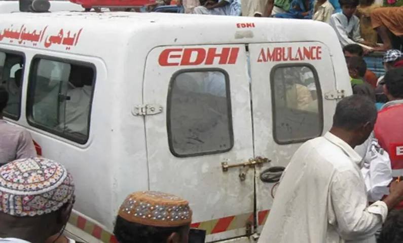 Five die after trailer and car collide on Naushero Feroze Bypass