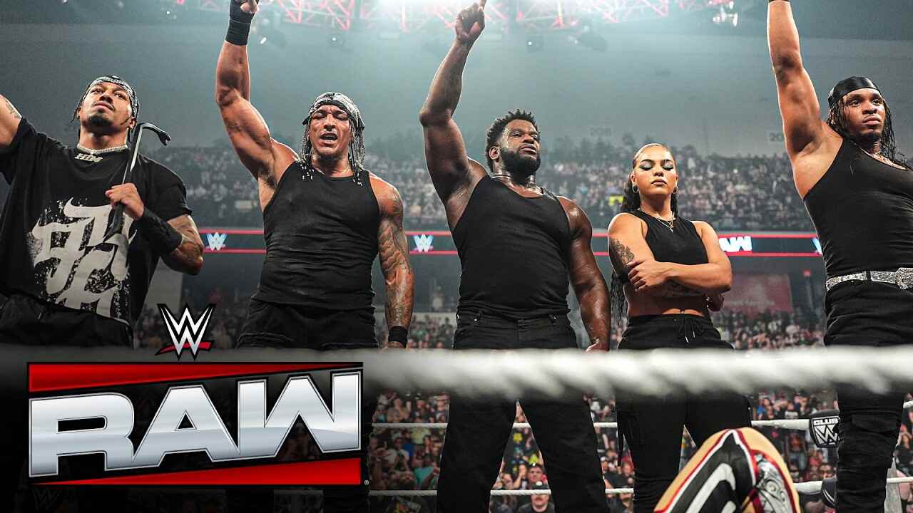 WWE Raw Highlights: Fallout From MITB, 946 gets a new member, Title Match | Roman Reigns set for 10/19 episode