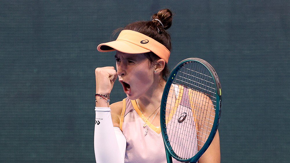 Mia Pohánková beats Anna Bondár to reach Wuhan second round