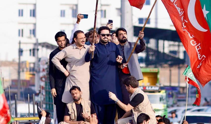 PTI long march route changed; Swabi destination set