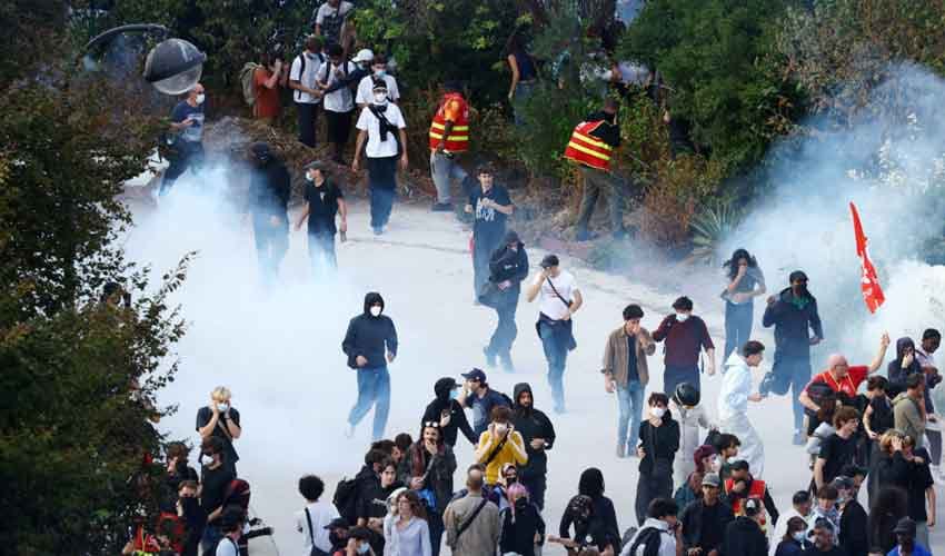 School protests sweeping France cause ‘heaviest toll in decades’