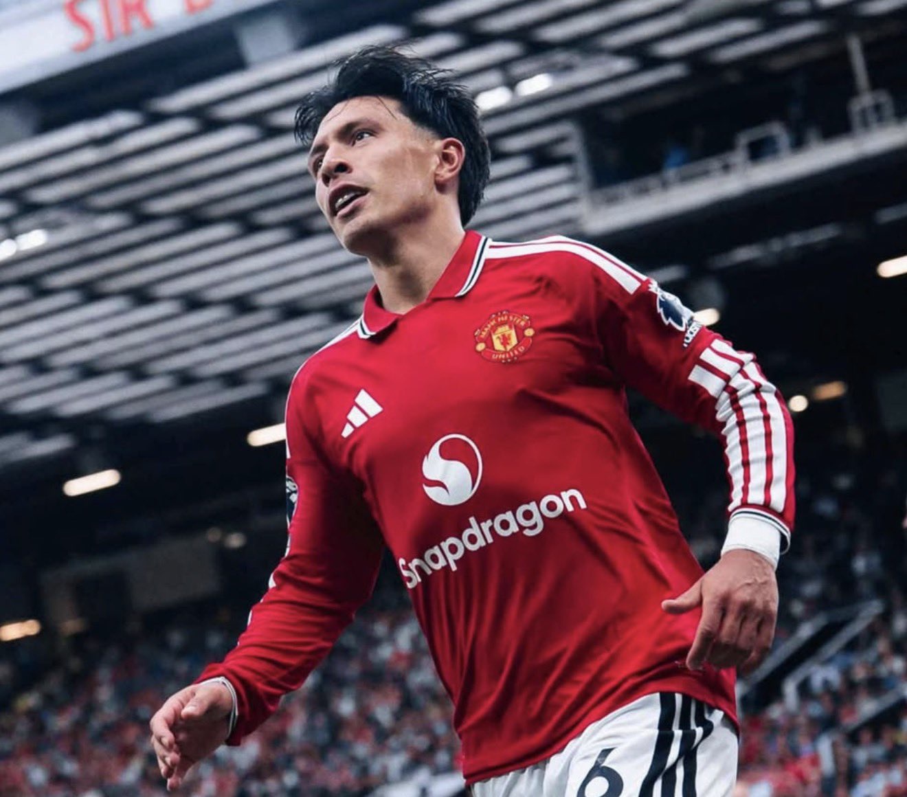 Lisandro Martínez Makes Brutal Admission About Manchester United’s Squad