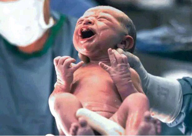 3 Reasons why babies cry when they are born