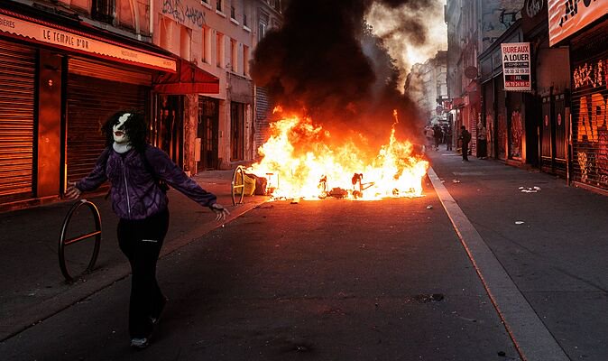 Far-Left groups accused of trying to ignite France-style chaos in UK