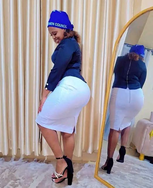 Pastor Urges Men to Choose Character Over Beauty as Wife’s Photo Sparks Reactions
