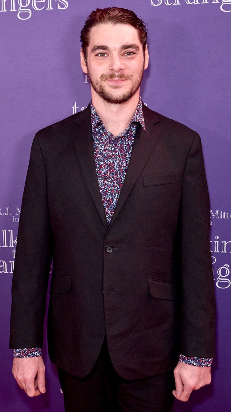 What to Know About ‘Breaking Bad’ Actor RJ Mitte’s Cause of Death and Cerebral Palsy Diagnosis