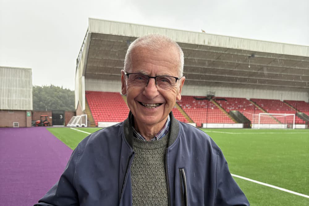 Runner, 90, who set ‘world best’ 10K time for his age receives trophy