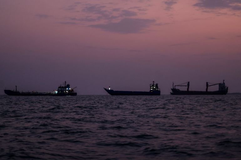 Why do Iran’s oil ‘intermediaries’ owe the government billions?