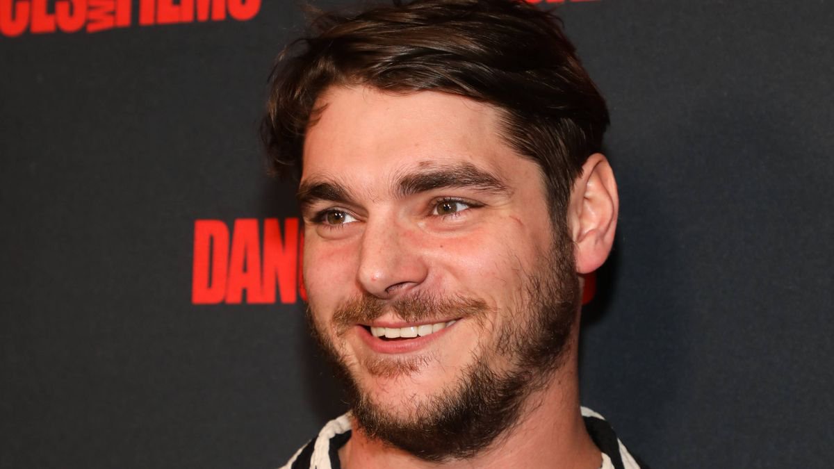 Breaking Bad star RJ Mitte walks red carpet days before tragic death