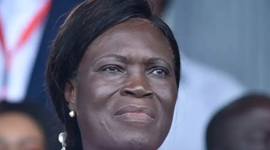“La France nous a empêchés d’utiliser les avions nigérians” : Simone Gbagbo revient sur un épisode de 2002