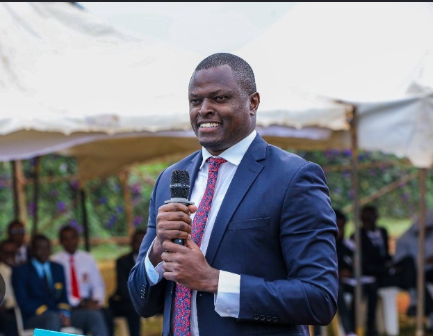 “Tuliona mole Mkubwa kwa TV , Anasema ati sisi ni moles.Ile Nyumba Anaishi Alinunuliwa na Ruto.