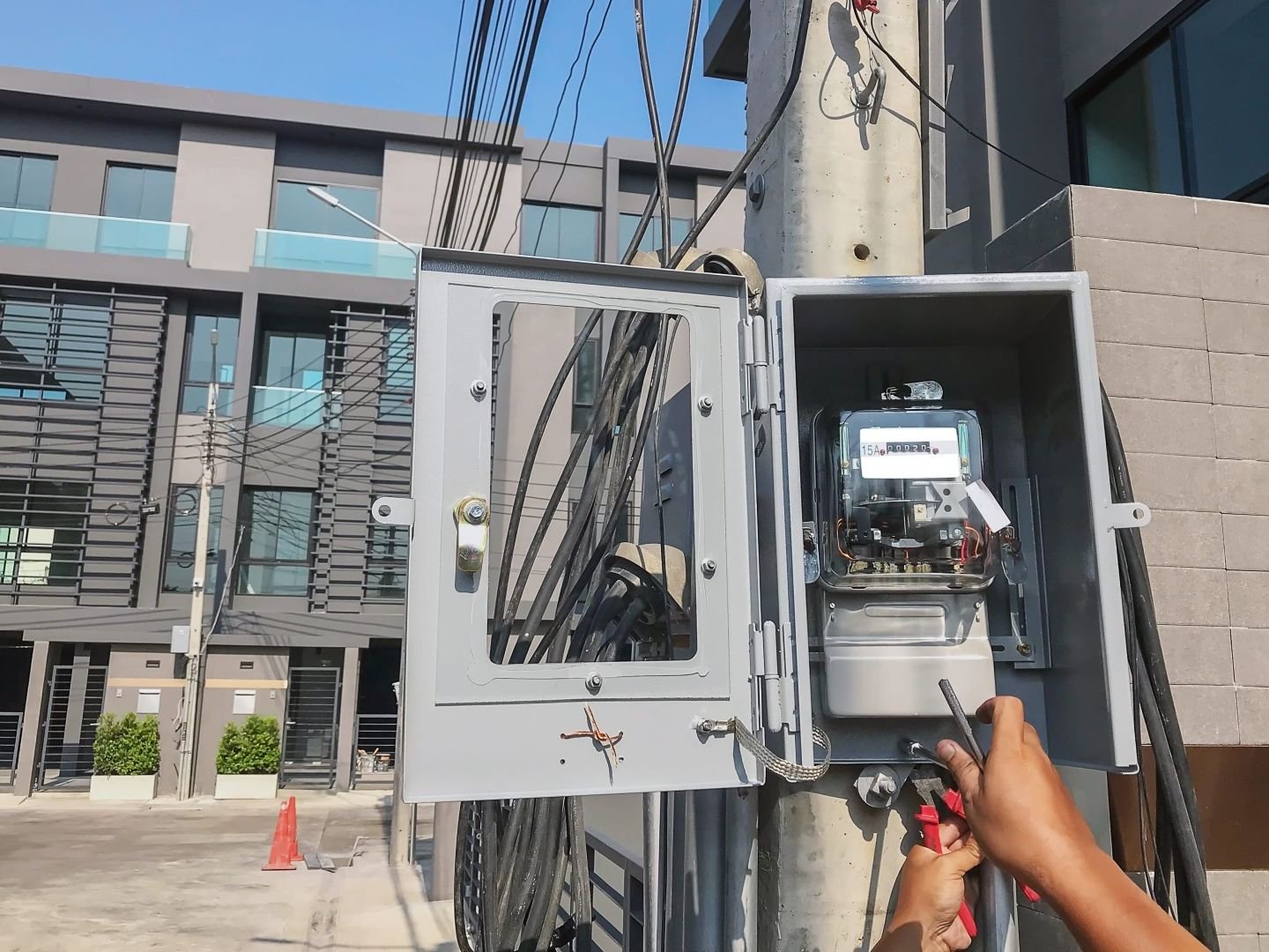 Designing a modern power system for Africa using smart meters