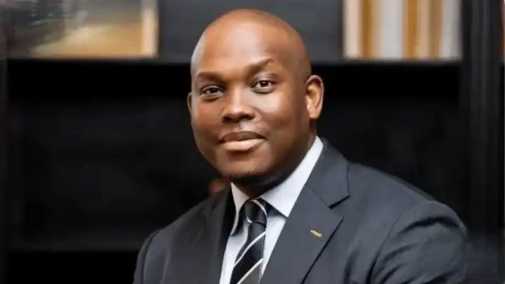 Vusi Thembekwayo Claps Back After Viral Rate Card Shows R950K Keynote Fee