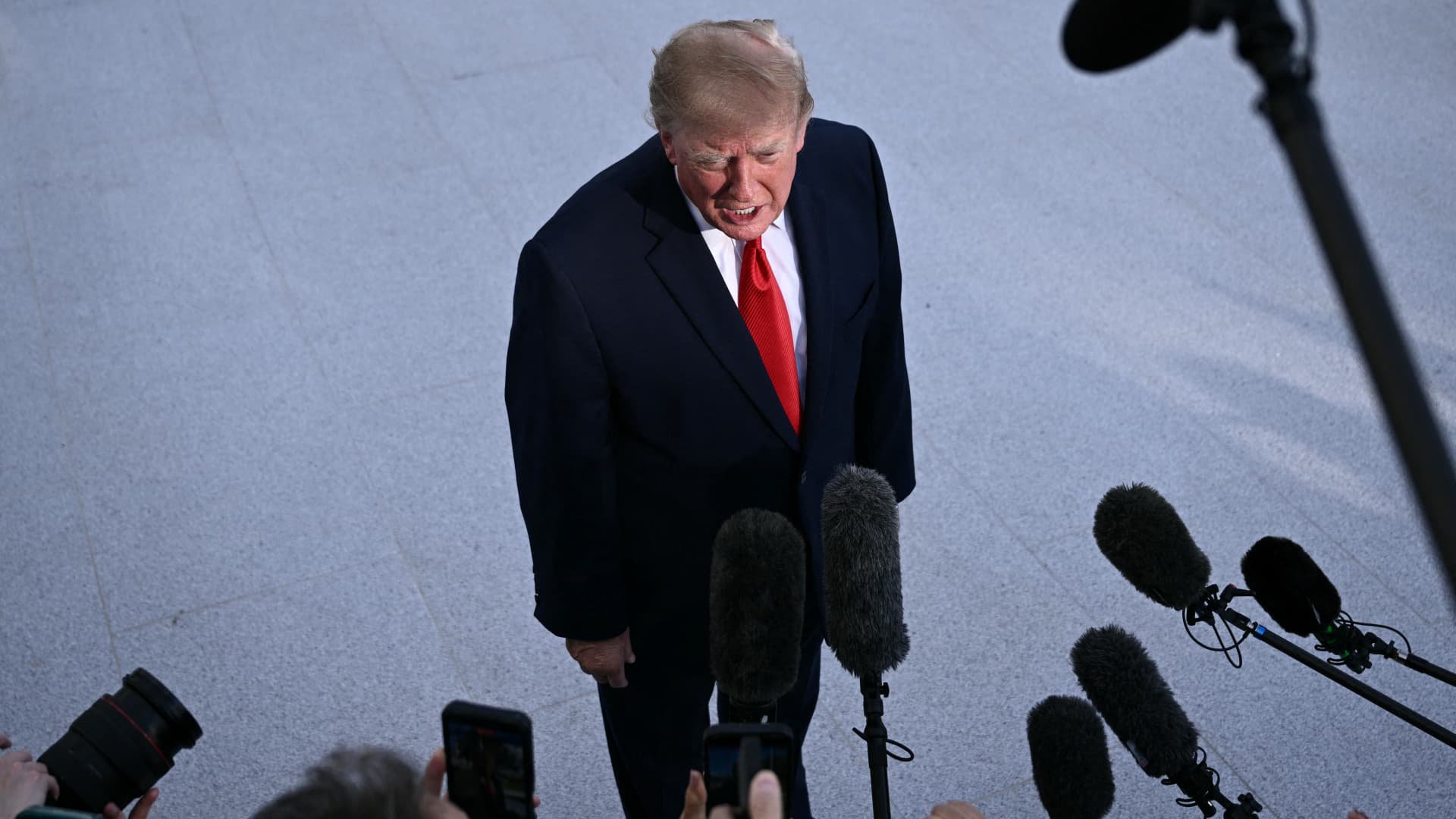 Judge indefinitely blocks Trump from barring 3 media outlets from White House