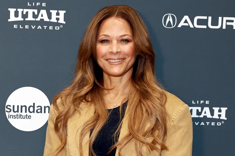 Steph Curry’s Mom Sonya Remarries Five Years After Divorce from Dell