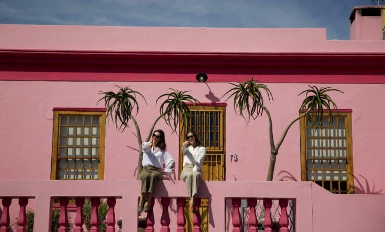 Cape Town besties on mission to find the best deals