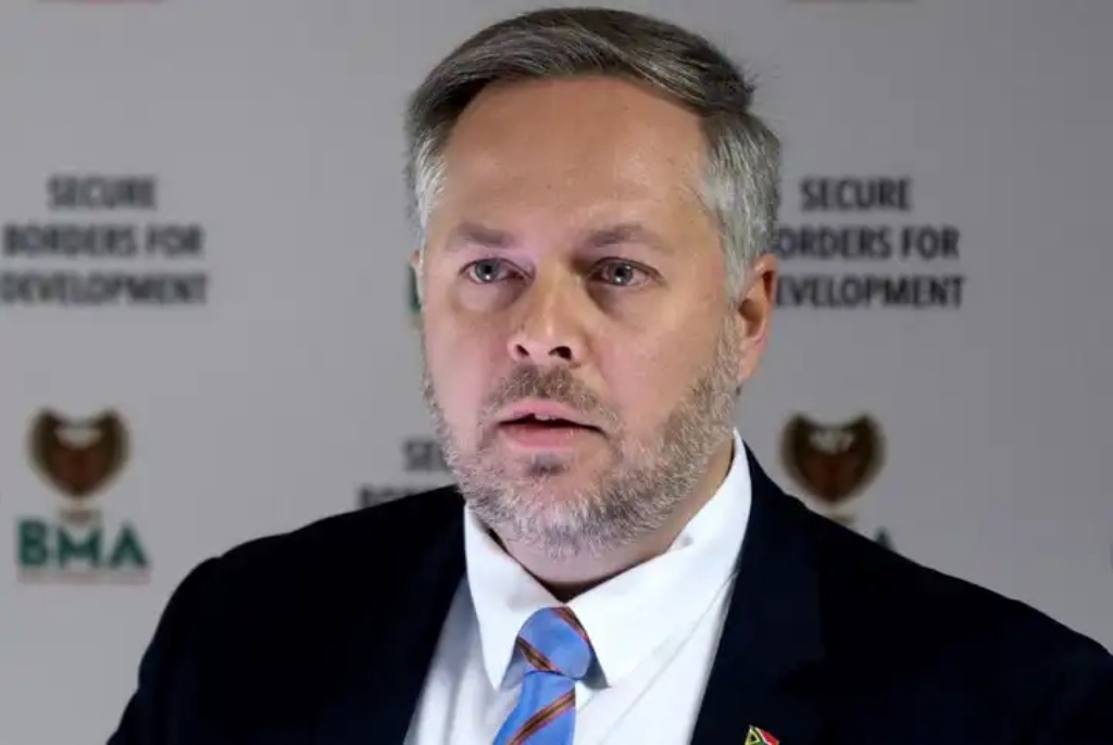 Home Affairs Outlines Acceptable IDs for South African Voters Ahead of Elections