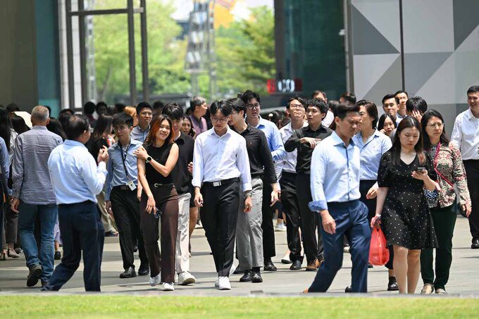World’s second-richest country recommends 8% salary hike for workers
