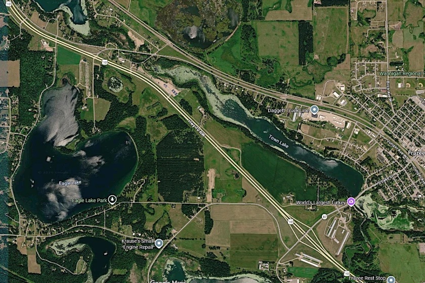 Three Rescued After Boat Capsizes on Eagle Lake