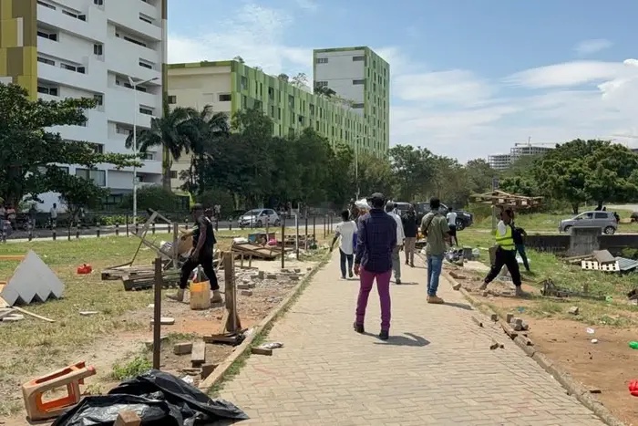 Ayawaso West Assembly clears unauthorised market at Tetteh Quashie Roundabout