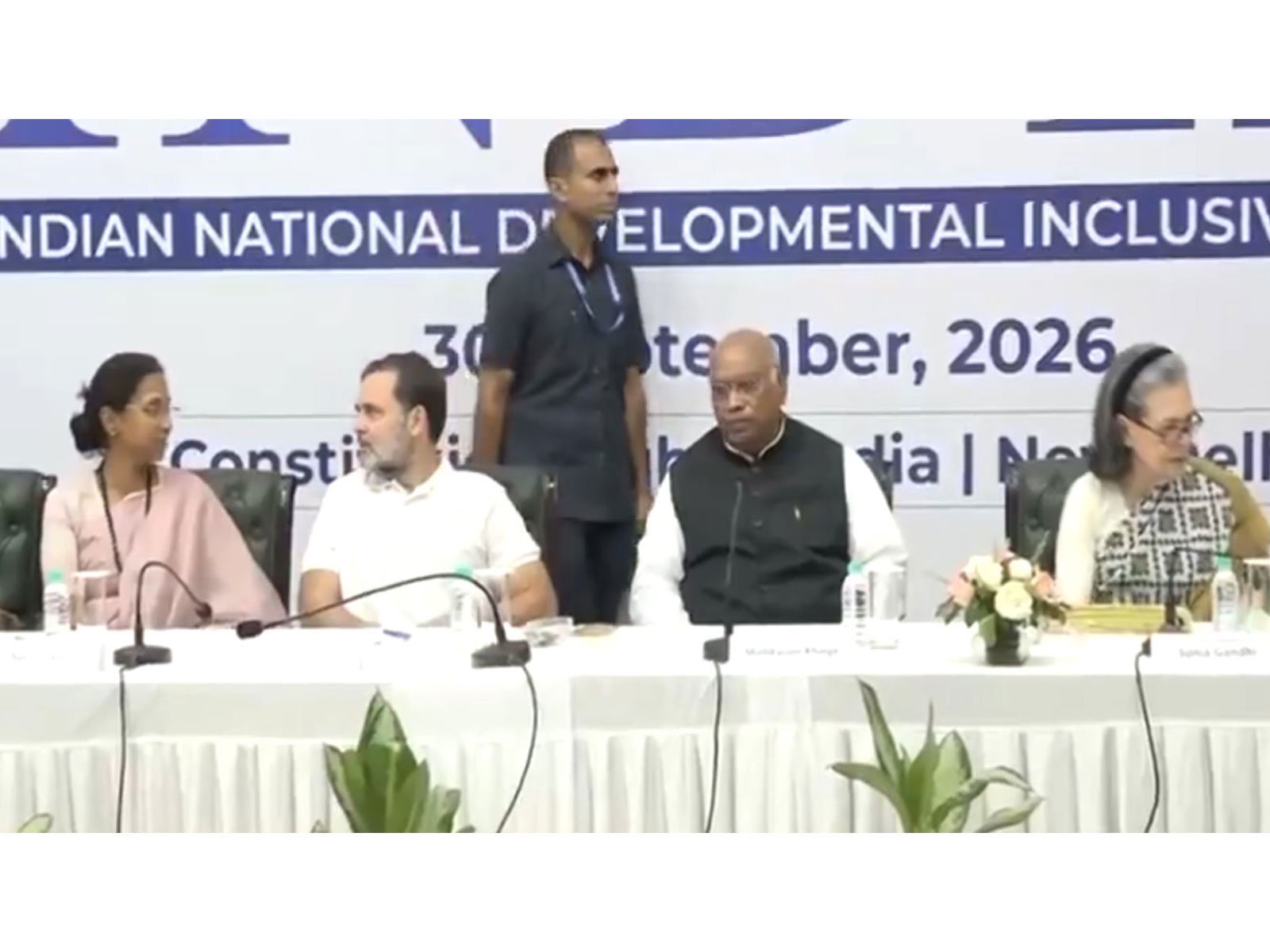 “Ballot belongs to people”: Kharge calls for SIR roll back, CEC’s resignation and accountability at INDIA bloc meet