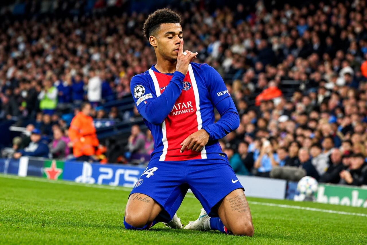 PSG Strike Late to Beat Barcelona 4–2 in Champions League Thriller
