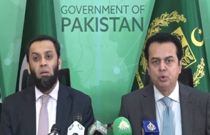 Federal ministers criticise KP government over counterterrorism efforts, Afghanistan policy